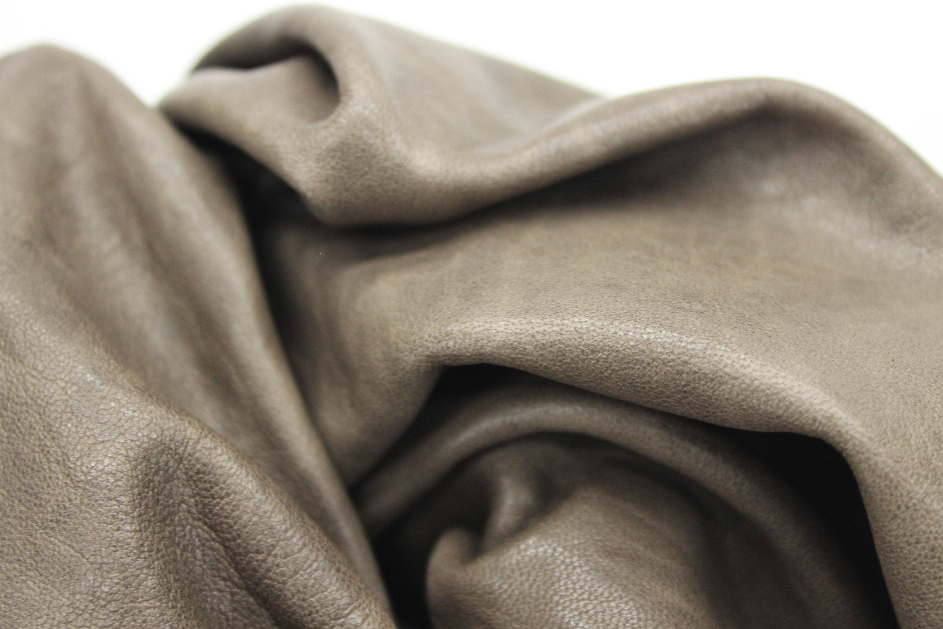 Brown textured vintage goat leather | hide 1.0mm | 2-3 oz |