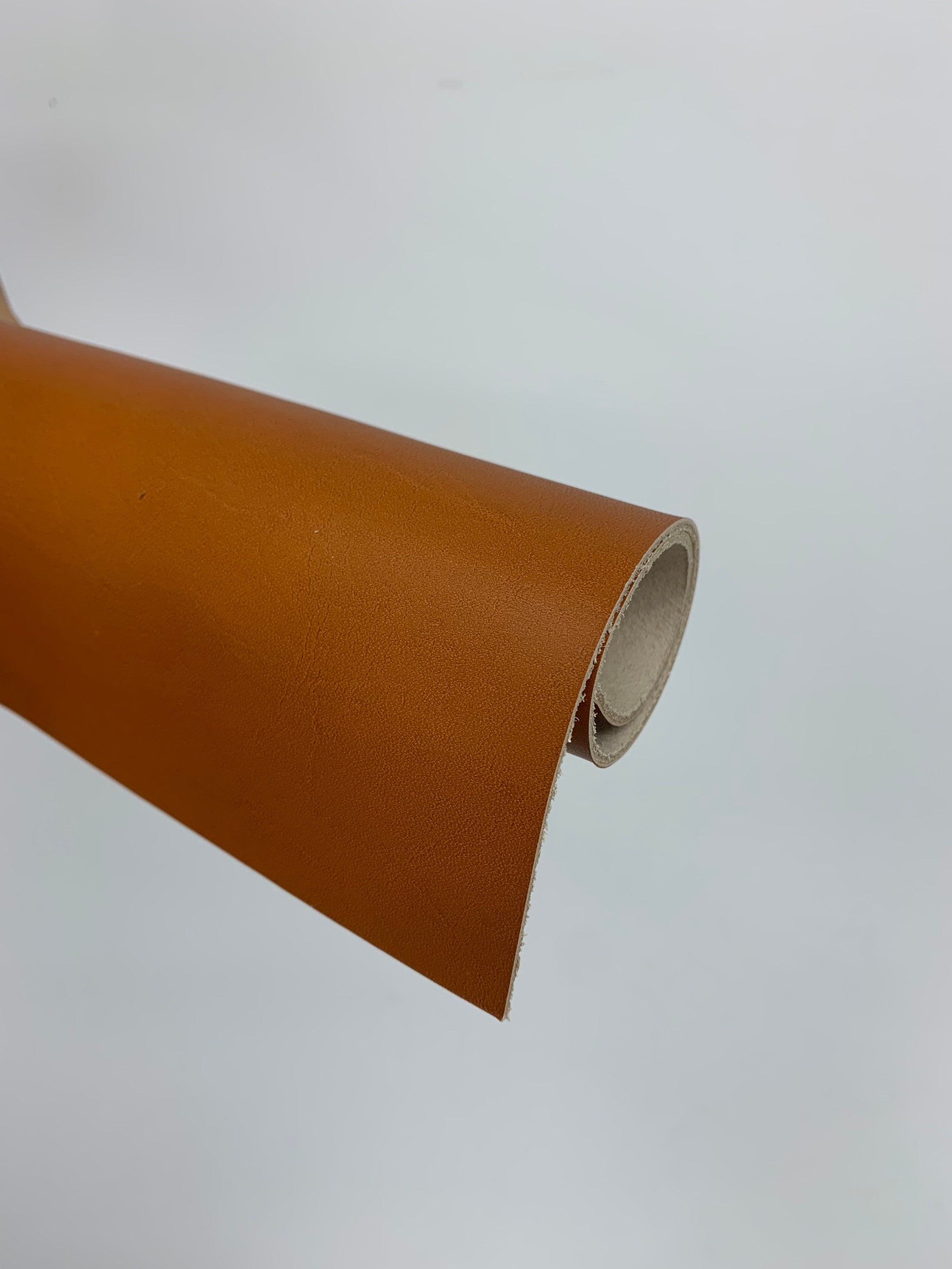 Leather Vegetable tanned brown tan beige leather sheets various colors Top Grain 1.3/1.6 mm 3-4 OZ for wallets, accessories. bags. shoes