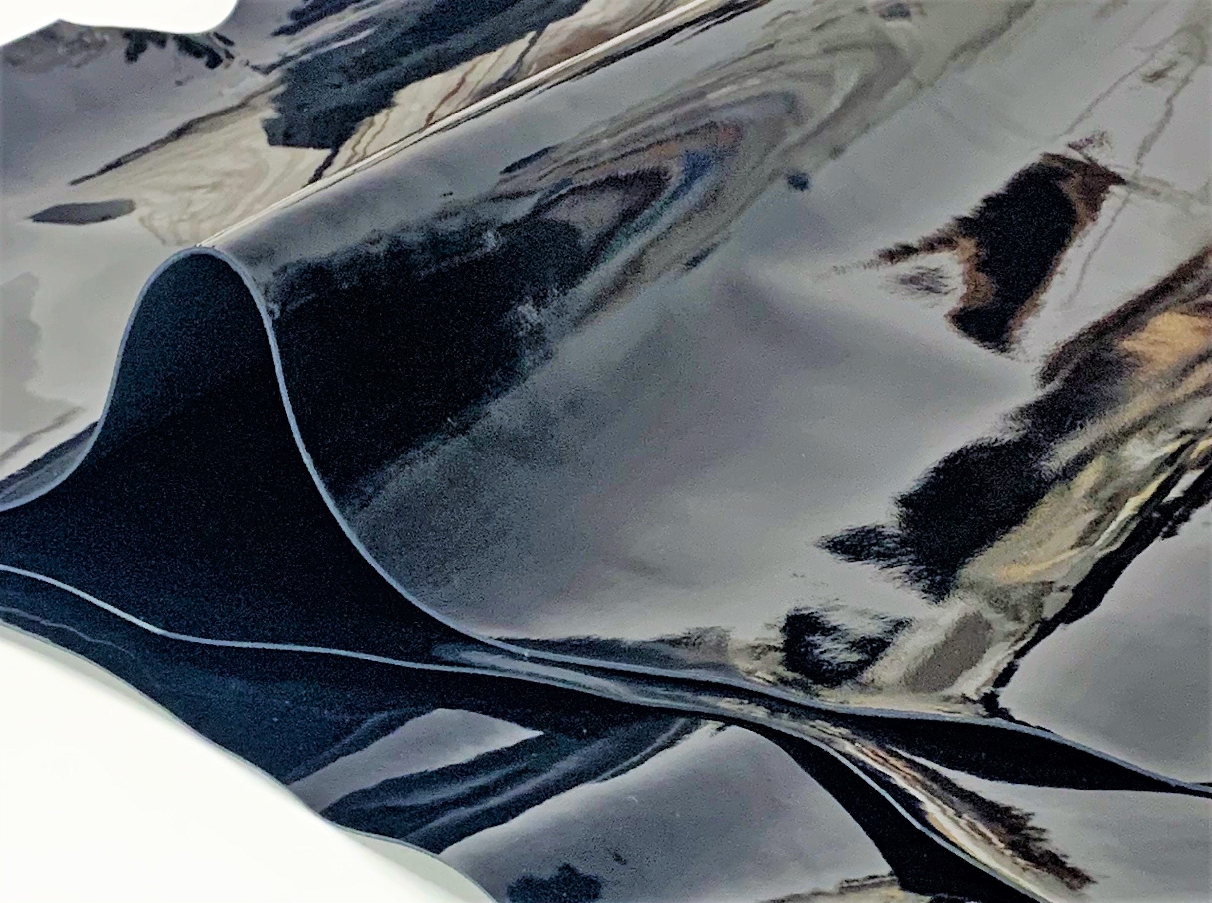 Black patent leather | 4 oz | 1.5-1.8 mm | shiny glossy