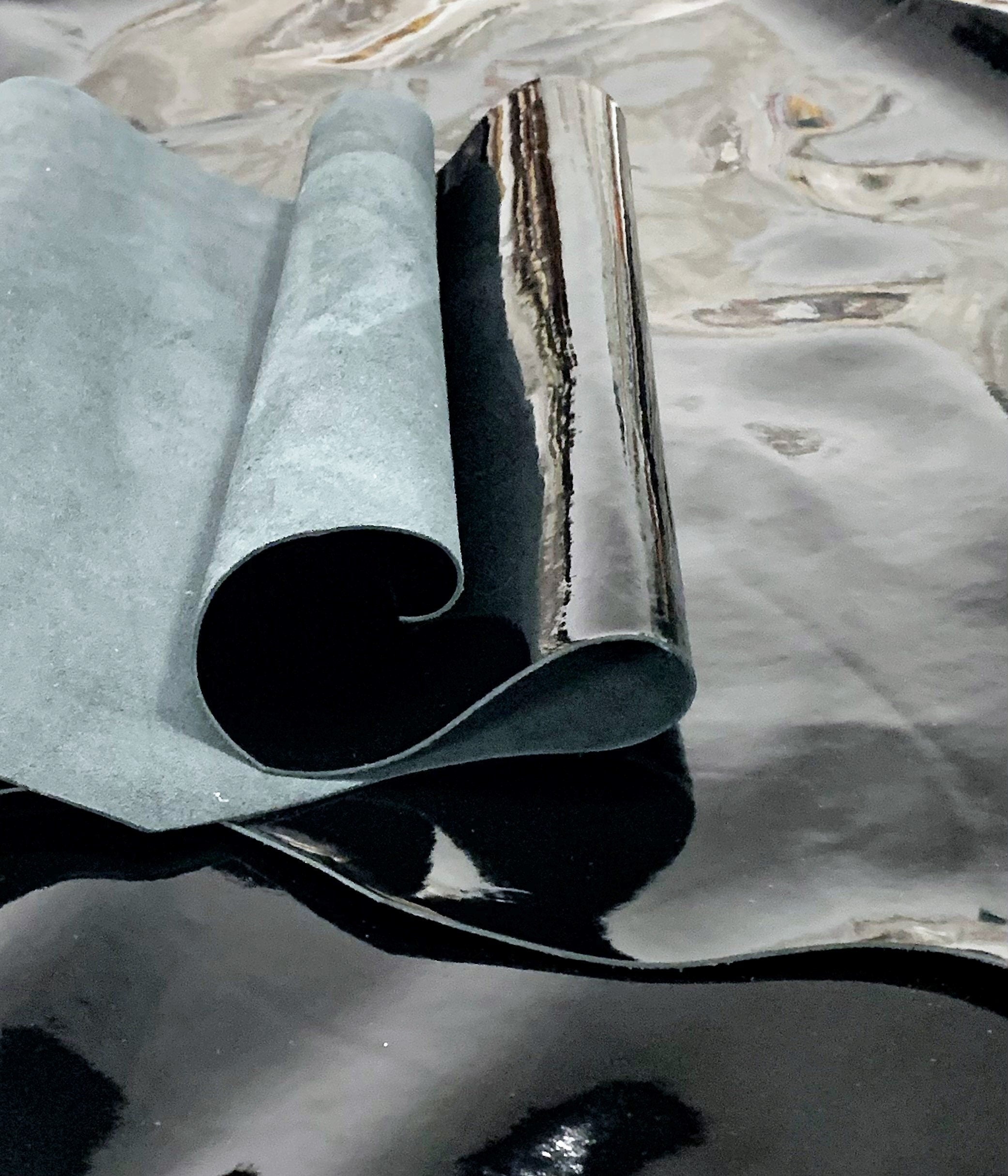 Black patent leather | 4 oz | 1.5-1.8 mm | shiny glossy