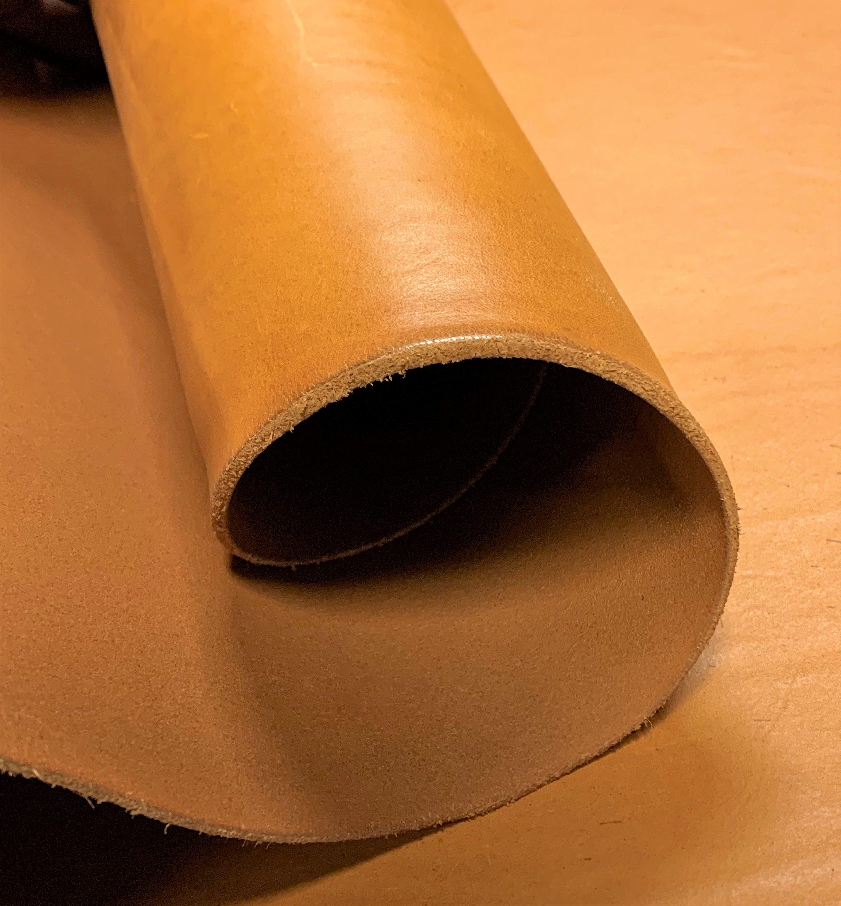 Thick Light Tan leather | 8 oz | 2.8 - 3.0mm | Buffallo Bizon Bull Brown black tan colors