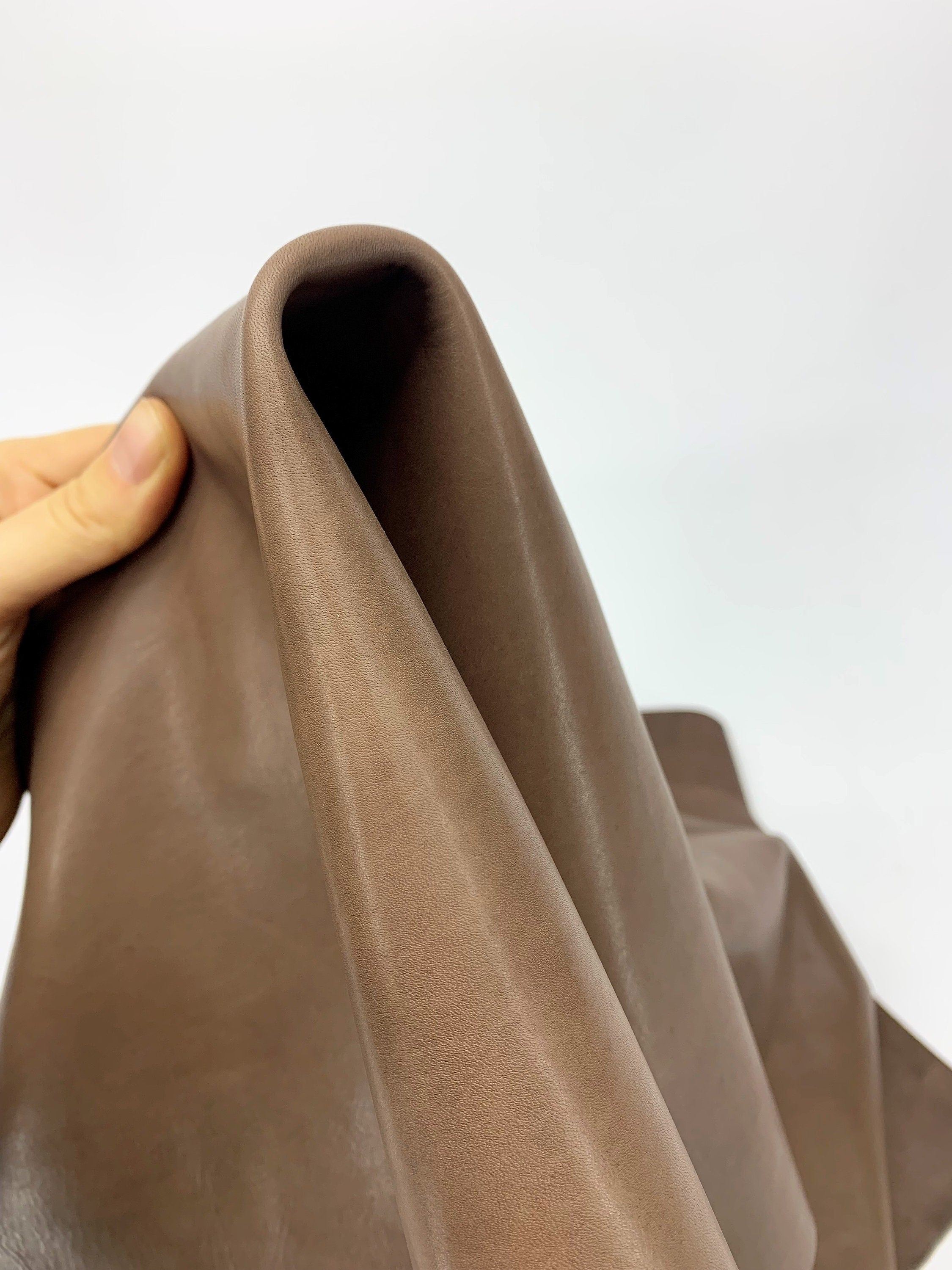 Veg Tan Brown Side | 1.4-.15 mm 3-4 OZ | For crafters tooling harness belts bags wallets