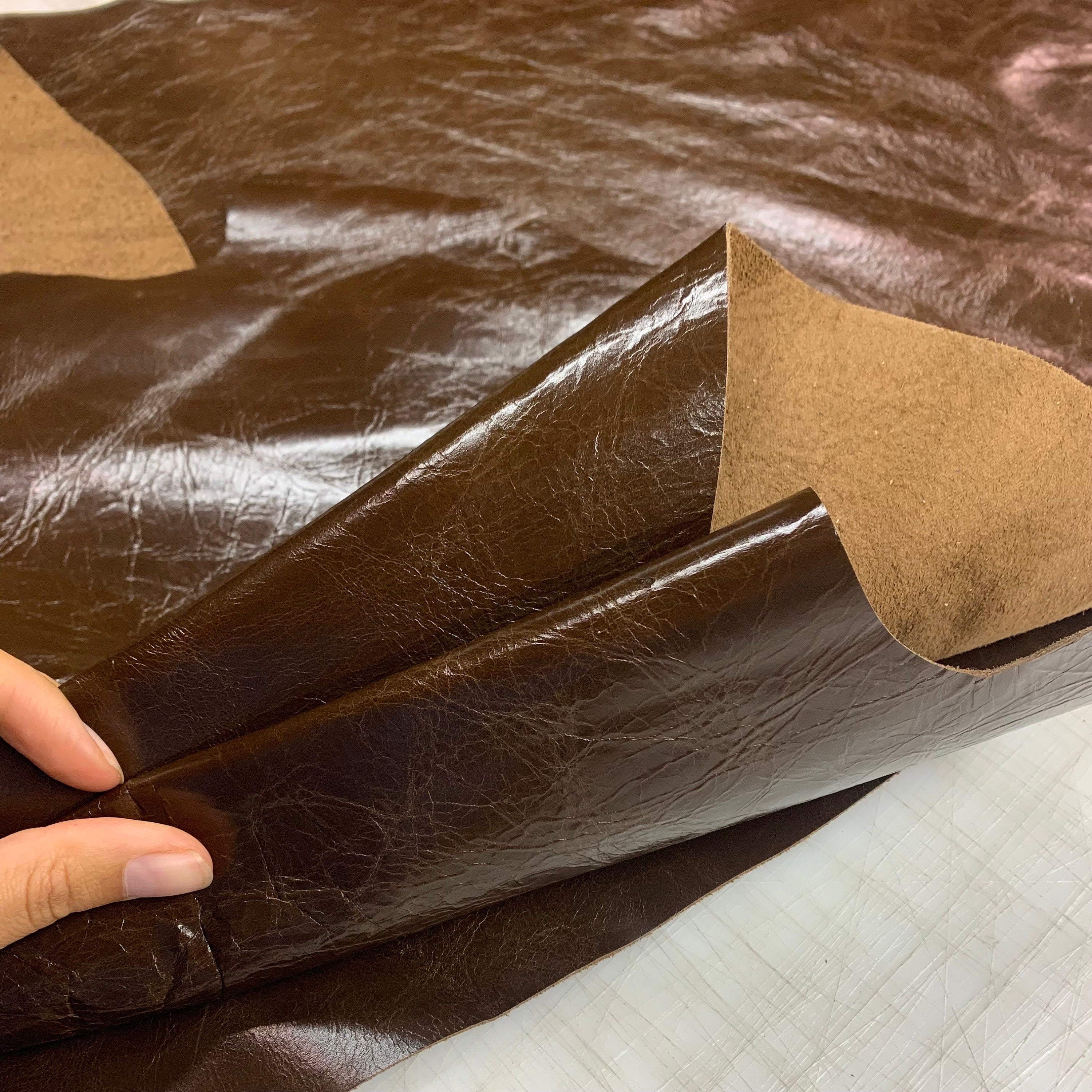 Dark brown leather crunchy |Antique Vintage Rustic style |1-1.2mm 2-3 oz | dark chocolate for bags, upholstery leathercraft
