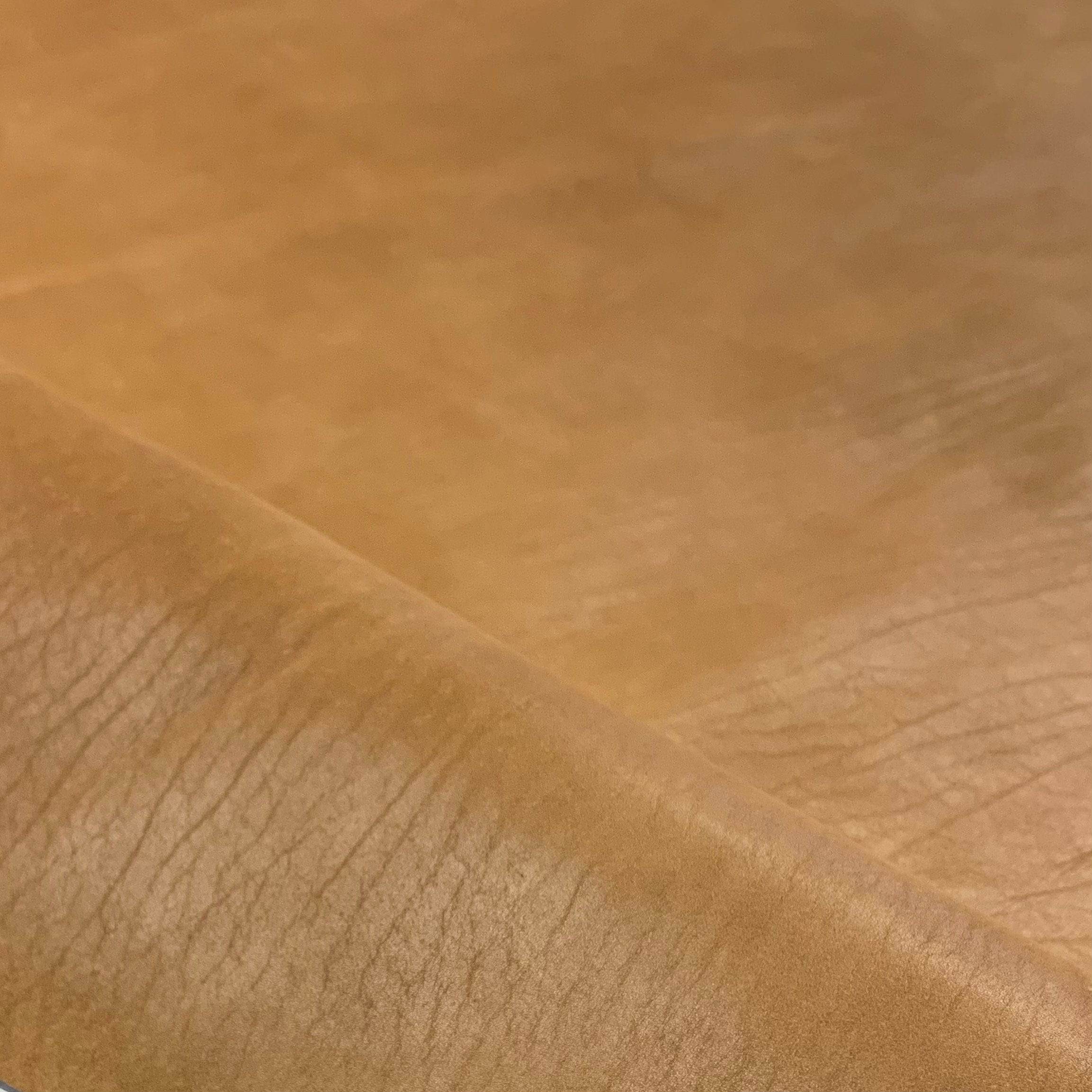 Natural leather | light brown tan | 1-1.2mm | 2-3 oz | soft| Rustic vintage style with natural imperfections scars