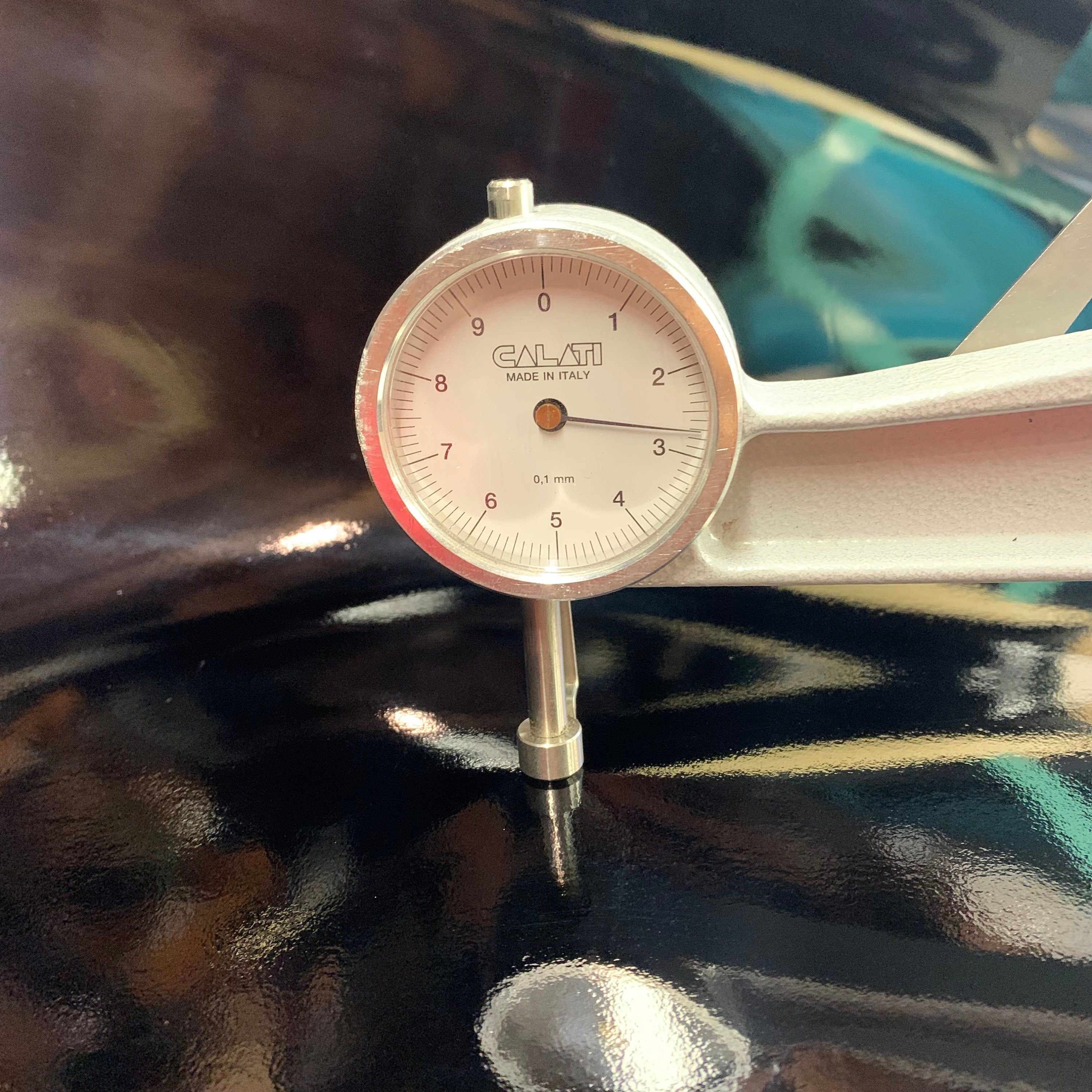 Black patent leather hide | thick for belts |7 oz | 2.8-3 mm