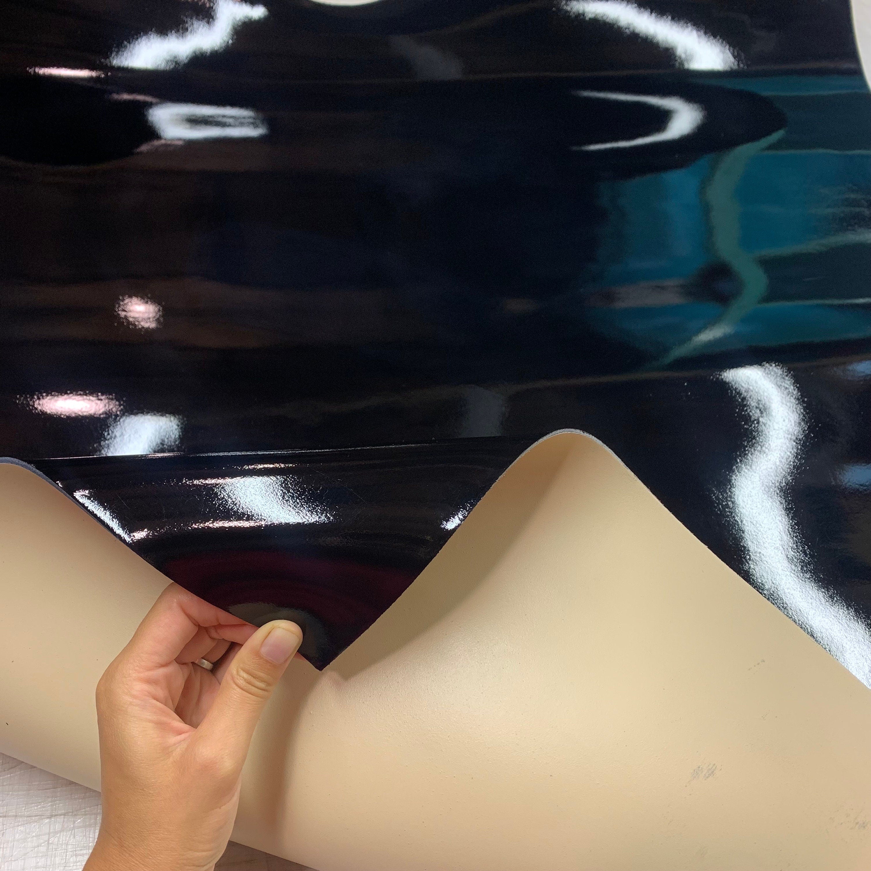 Black patent leather hide | thick for belts |7 oz | 2.8-3 mm