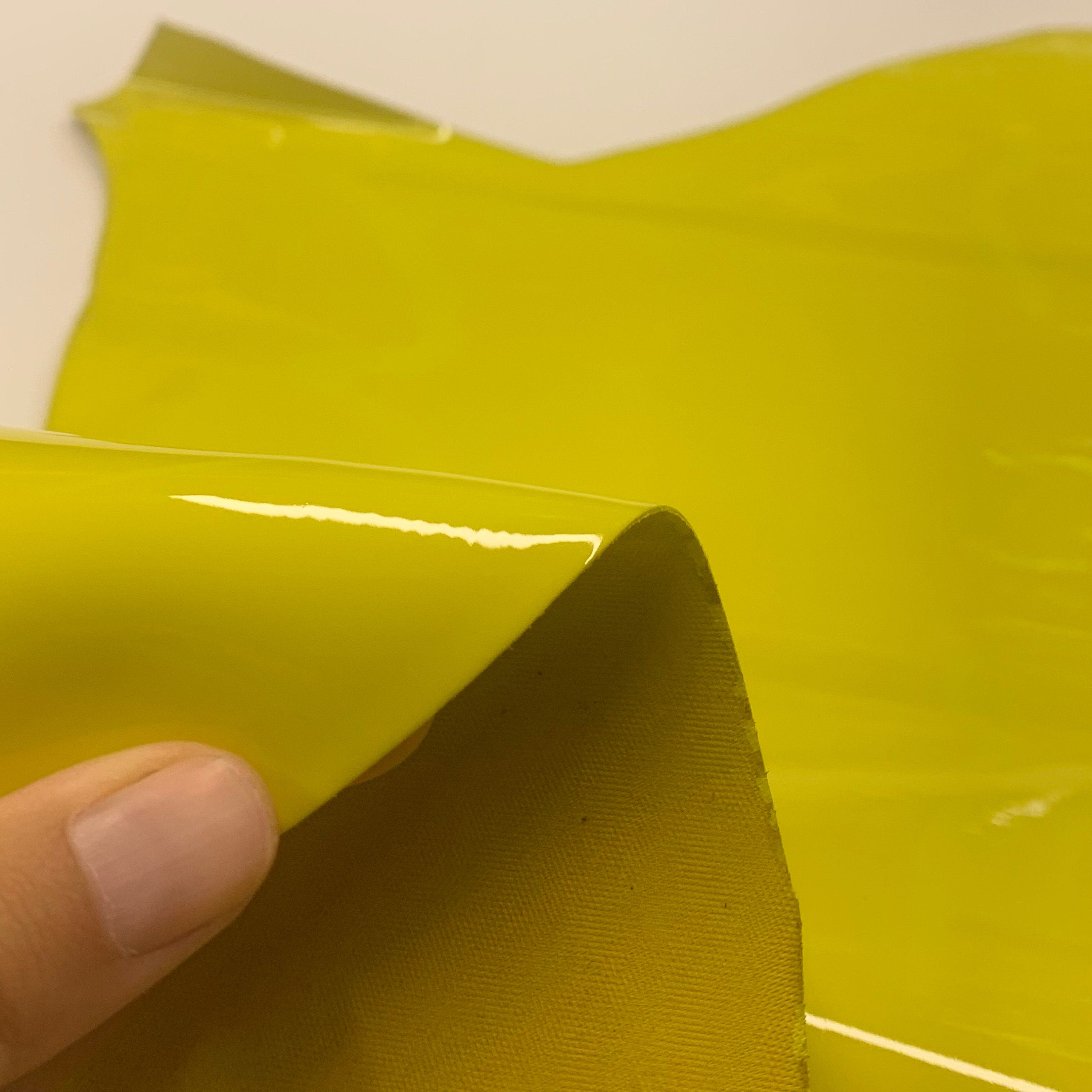 Yellow patent neon glossy leather cow hide skin 1.0 mm | 2-3 oz