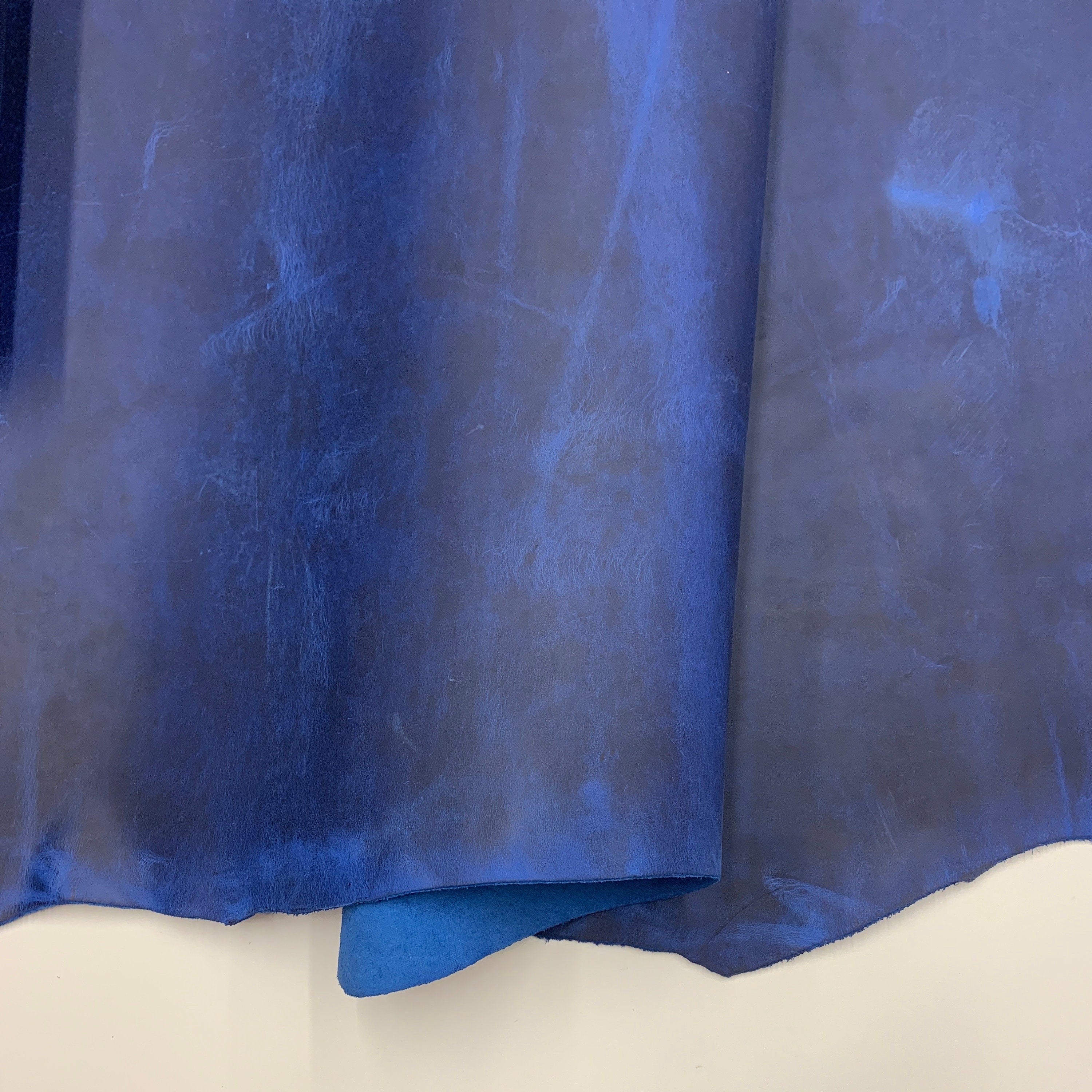 Blue | Pull up | Crazy horse | 4 oz | 1.4 mm |