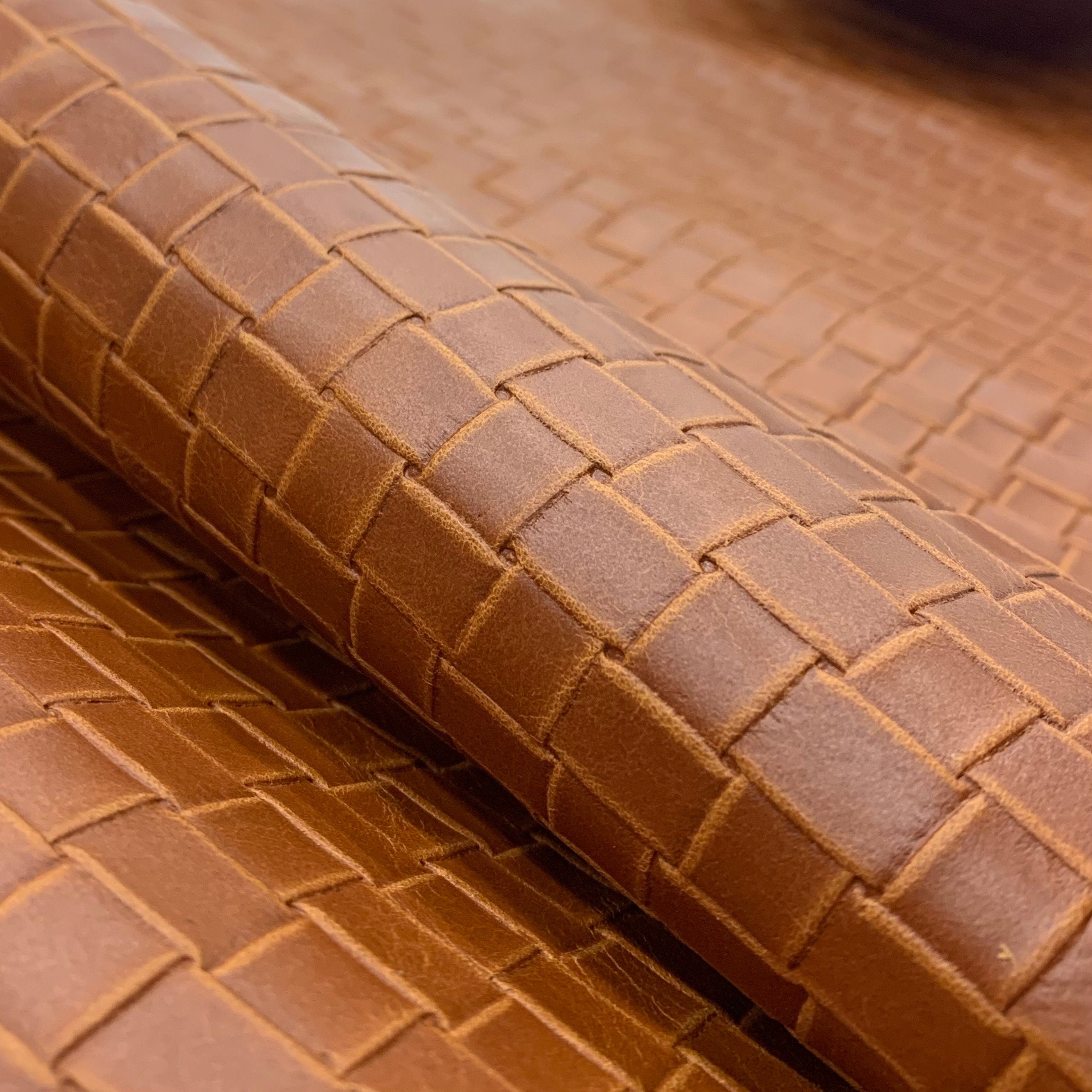Light Brown leather weaved woven Embossed pattern | natural 0.8-1 mm or 3 oz | Brown matt color || cow embossed hides for bags unholstery