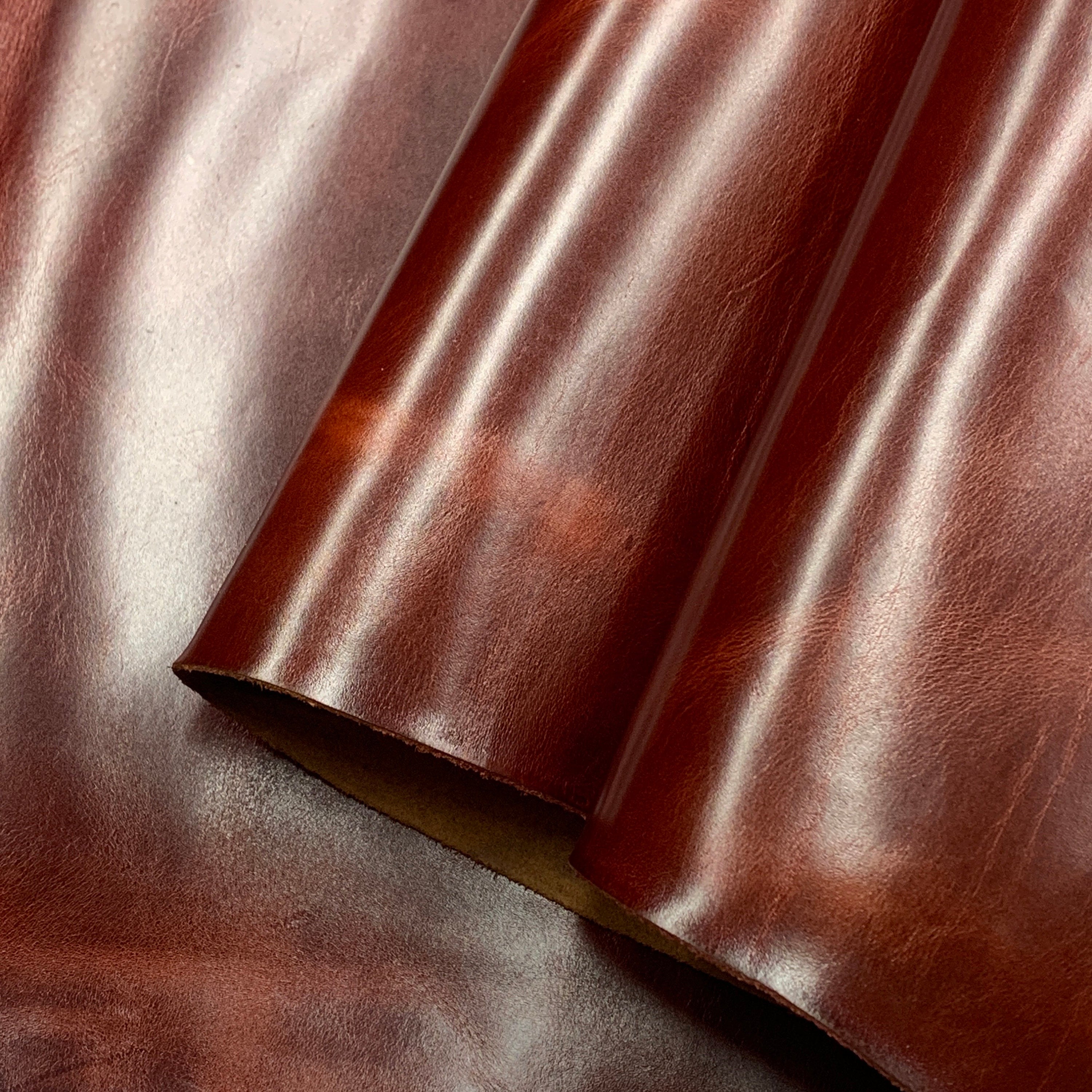 Burgundy maroon Leather | Italian Vegetable tanned natural | PULL UP | 1.8 mm 4 oz | Brown Distressed sheets panels for bags shoes crafts