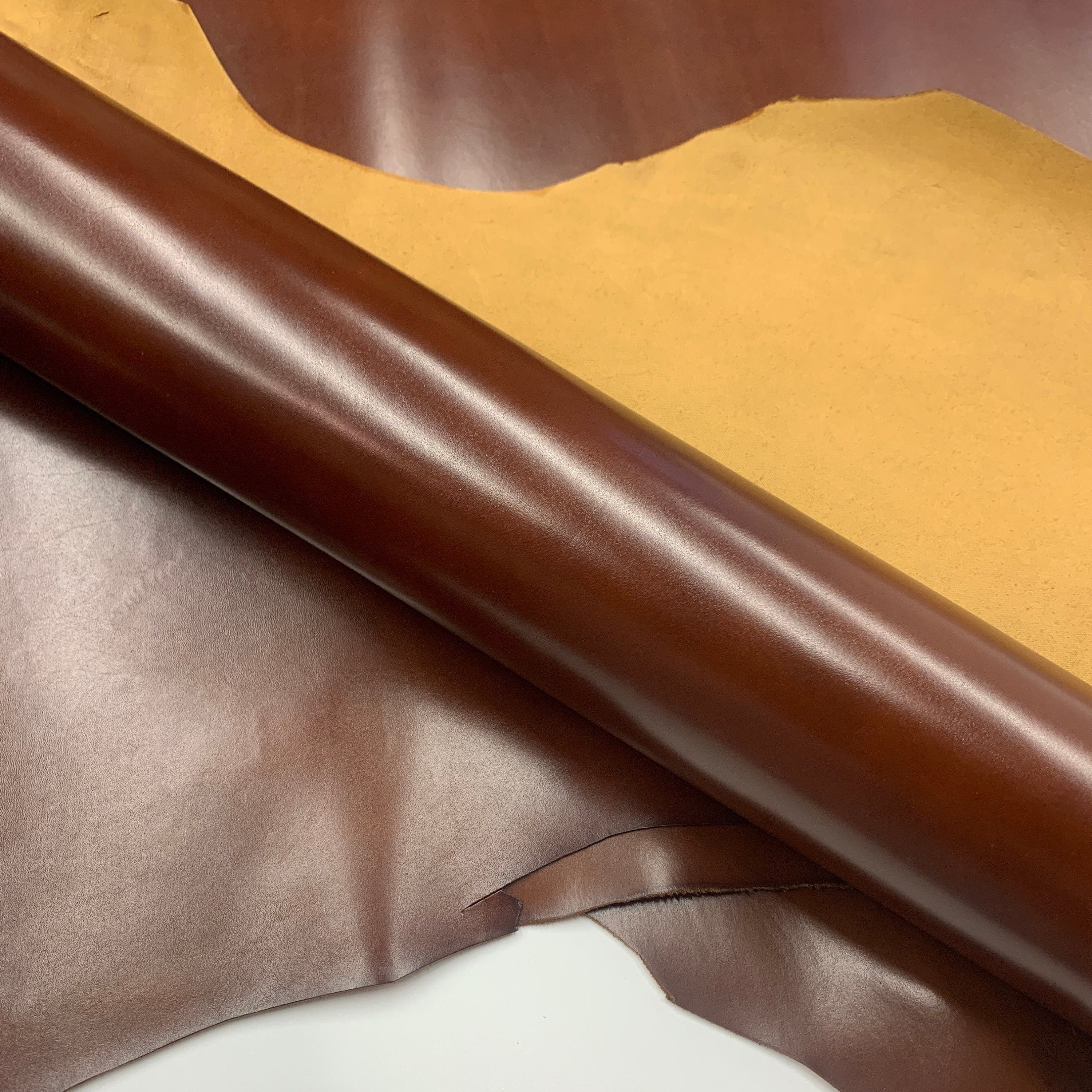 Brown Leather | Italian Vegetable tanned natural | Vachetta LUX | 1 mm 3 oz |