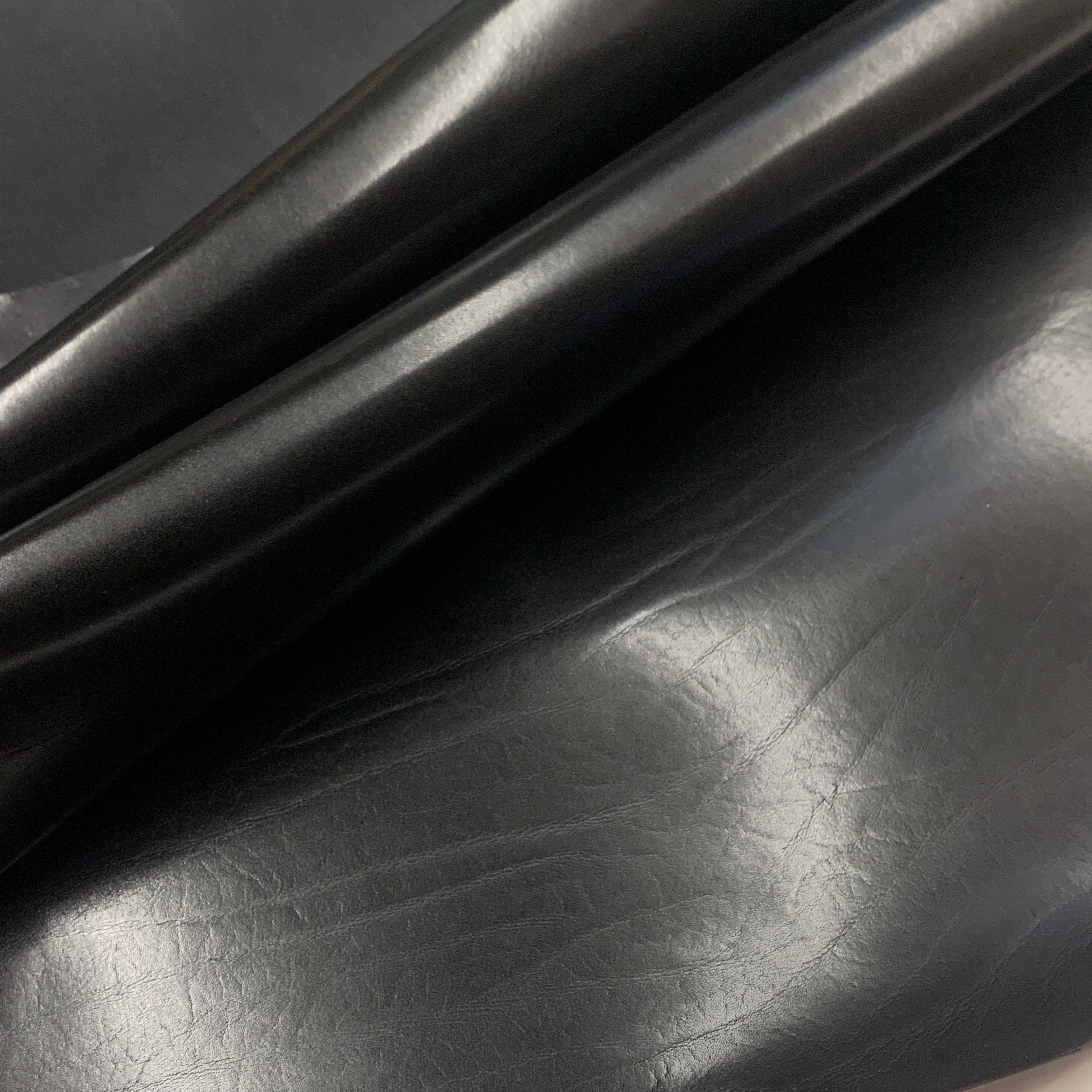 Black Vegetable Tanned leather Shoulders Top Grain Aniline leather 1.5 mm 4 oz nappa