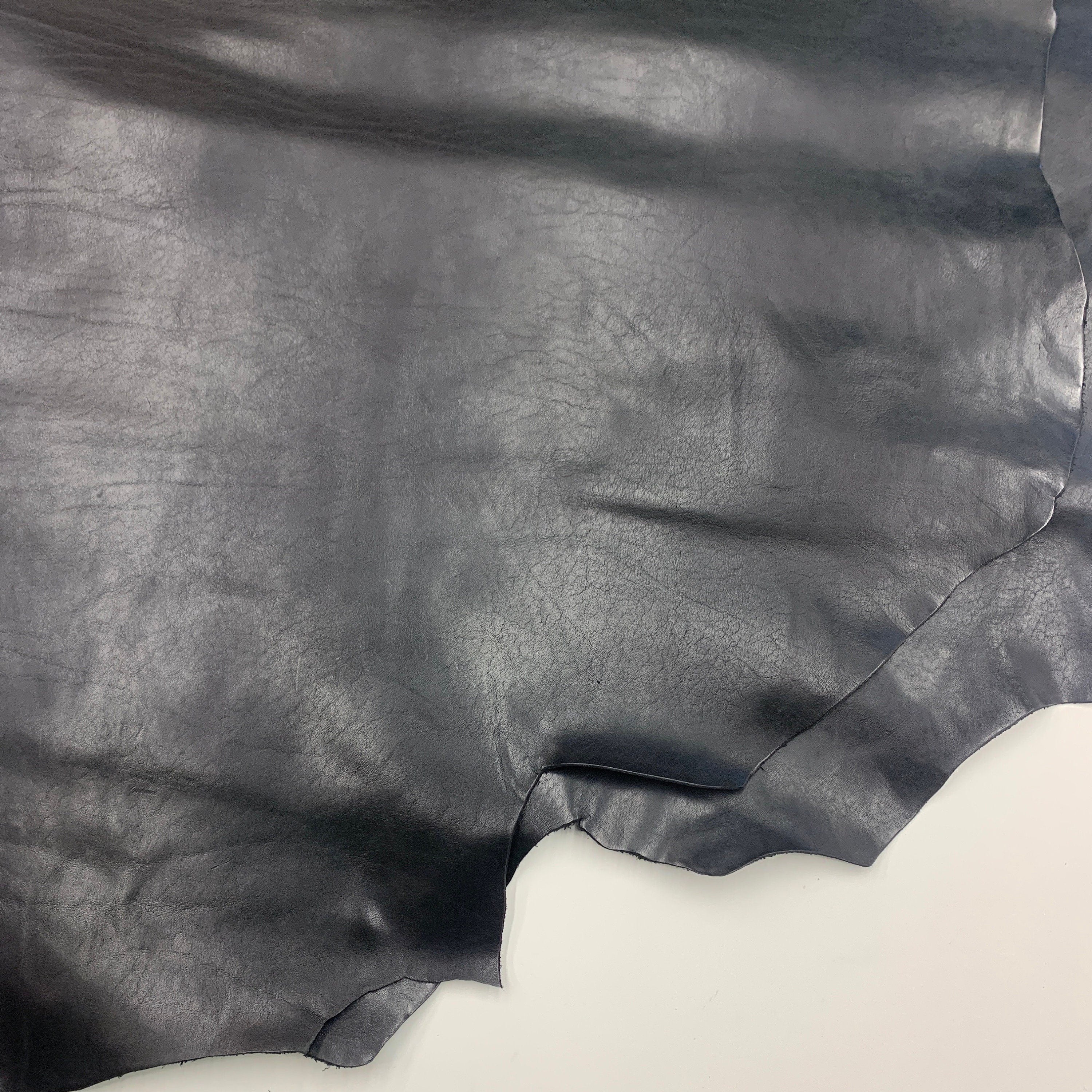 Black Vegetable Tanned leather Top Grain Aniline leather 1.5 mm 4 oily oz for bags wallets shoes boots
