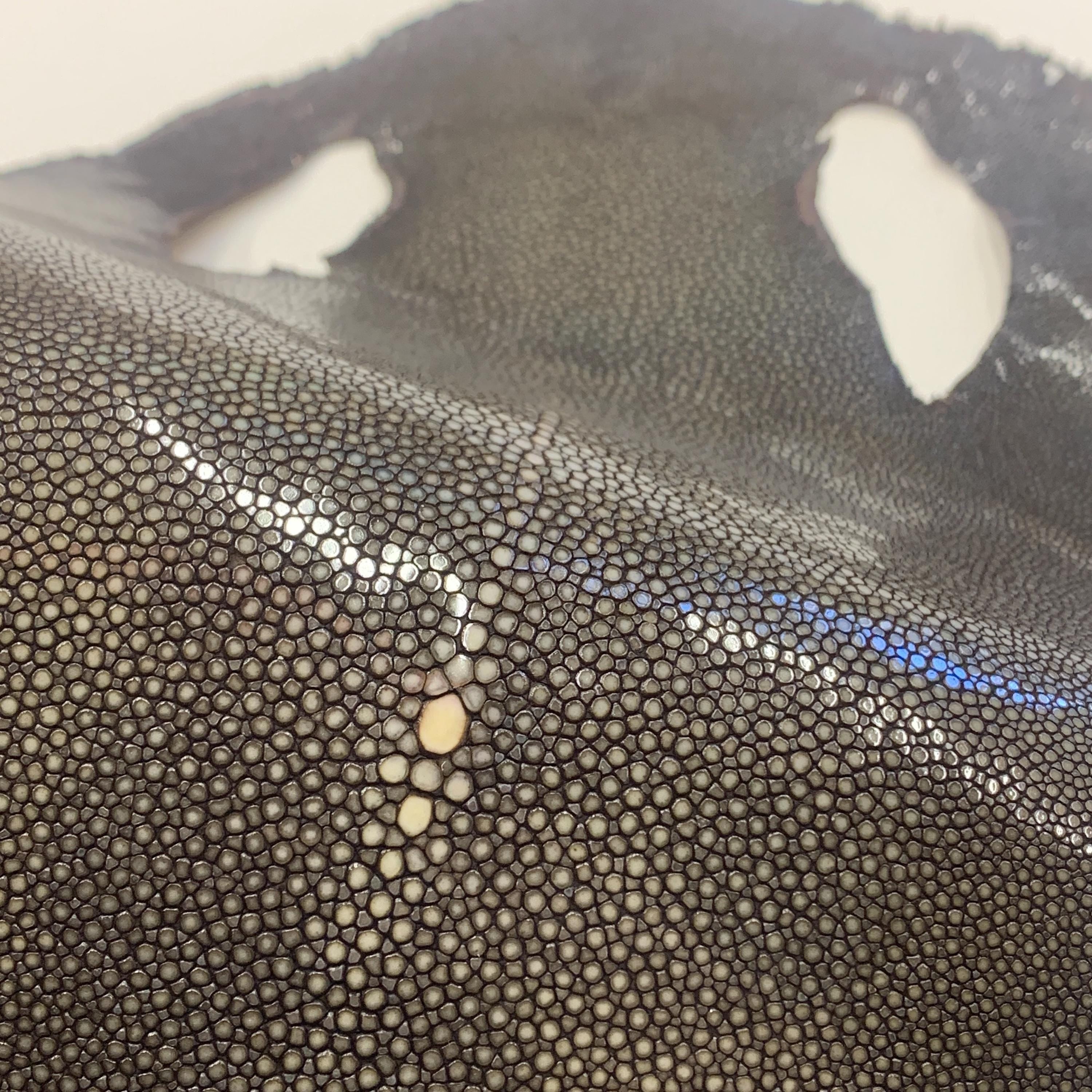 Stingray skin small hide fish skin Natural leather, brown polished surface, for bracelets chokers wallets purses watch strap luxurious