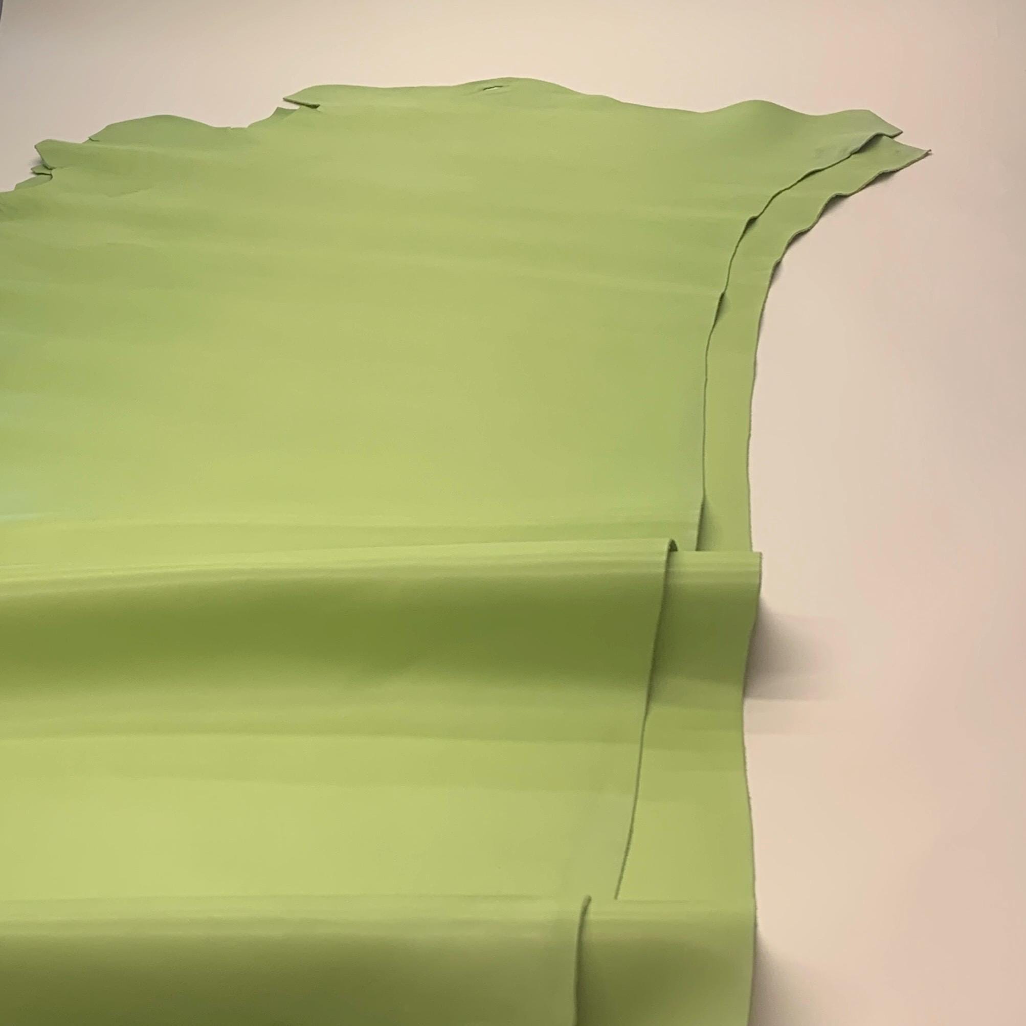 Green leather soft cow | 1.5mm 4 oz | Real natural hide skin | Precut sheets panels | leathercraft, bags | salad pastel