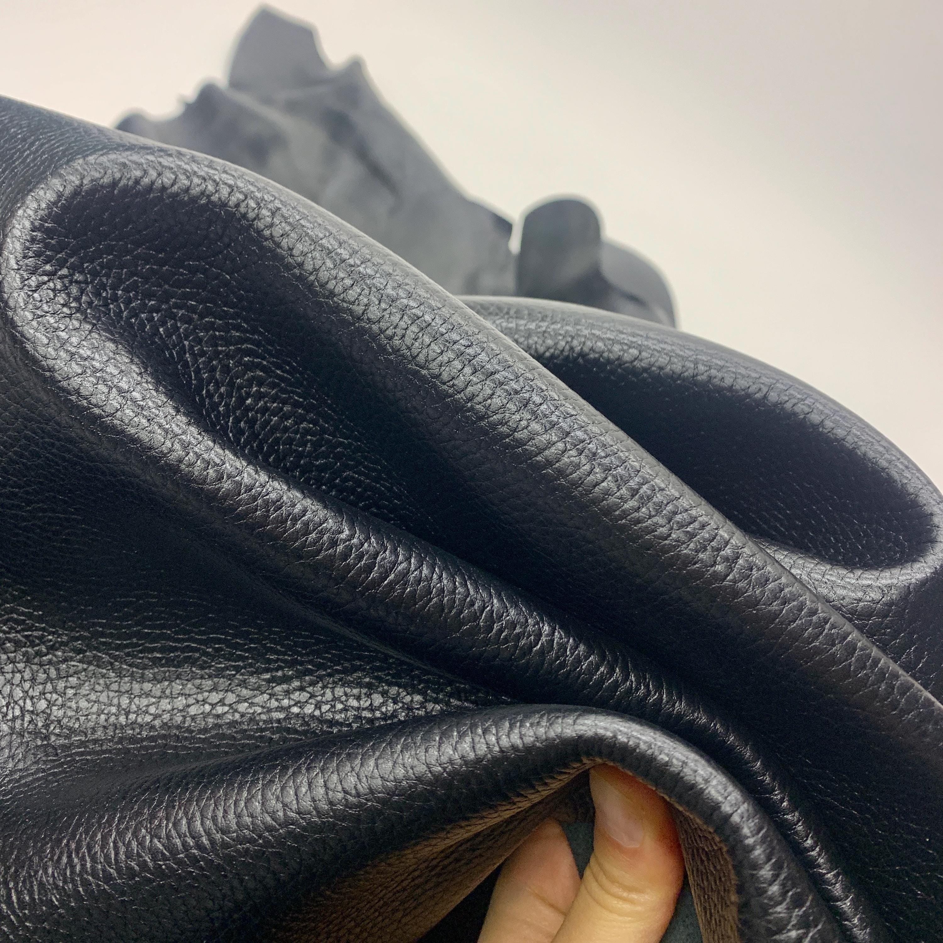 Black leather pebbled shiny cow | 1.6-1.8 mm | 4 oz | Real natural skin hide | Precut sheets panels