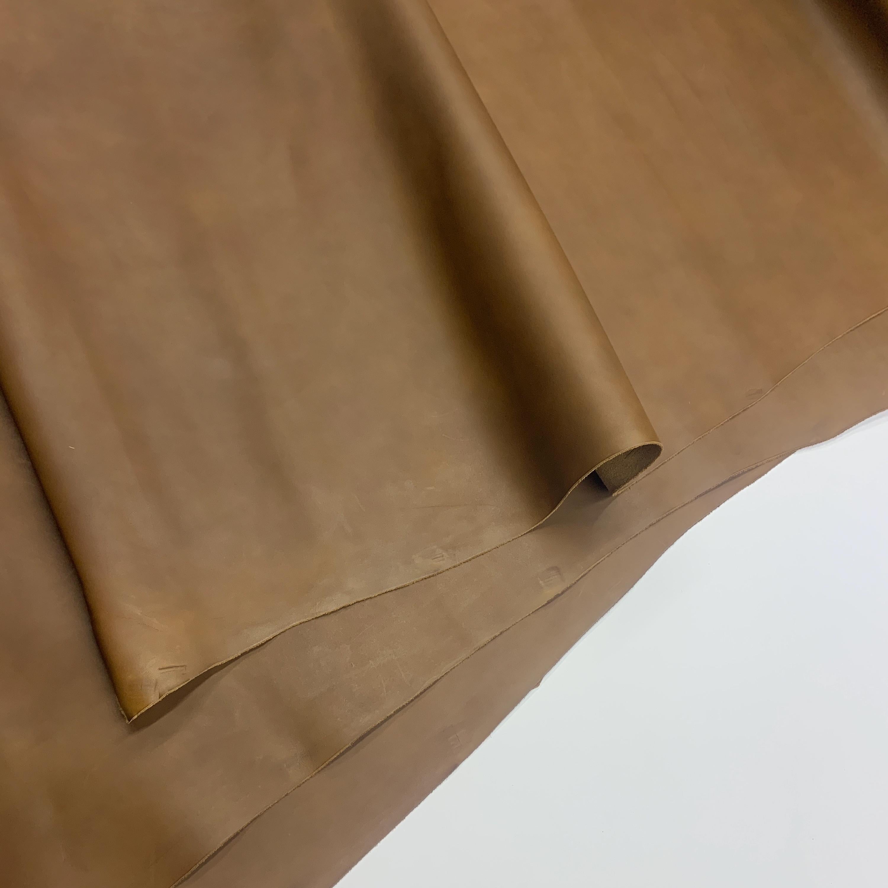 Brown Leather Vegetable tanned Italian | mid-soft natural | 1.4 mm 3oz | sheets panels for bags shoes crafts leathercraft