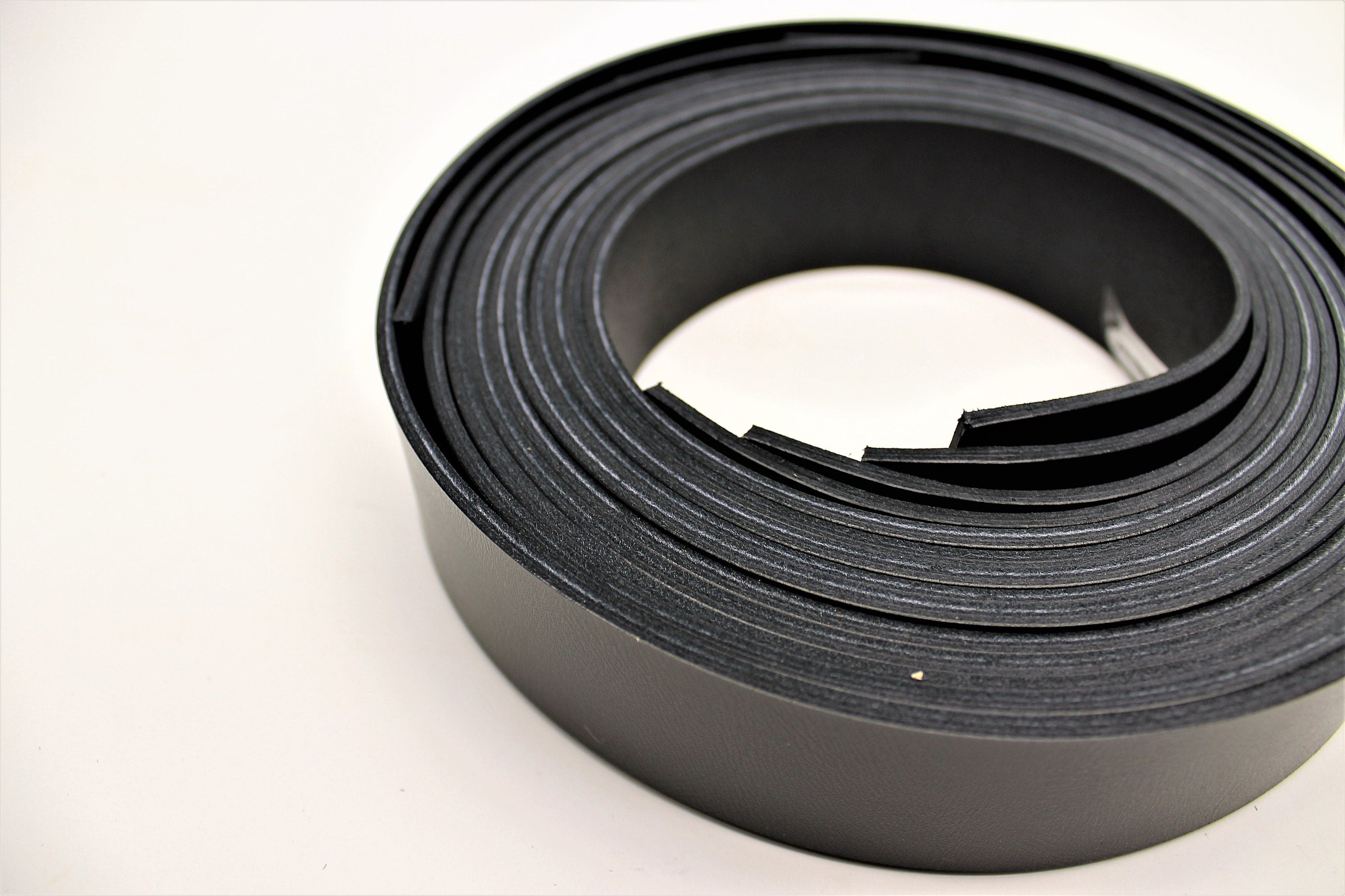 Bundle of 5 Black cow leather straps | 100 cm 39 inch minimum long |3.5 mm 9 OZ thick | belt blanks, strips, straps