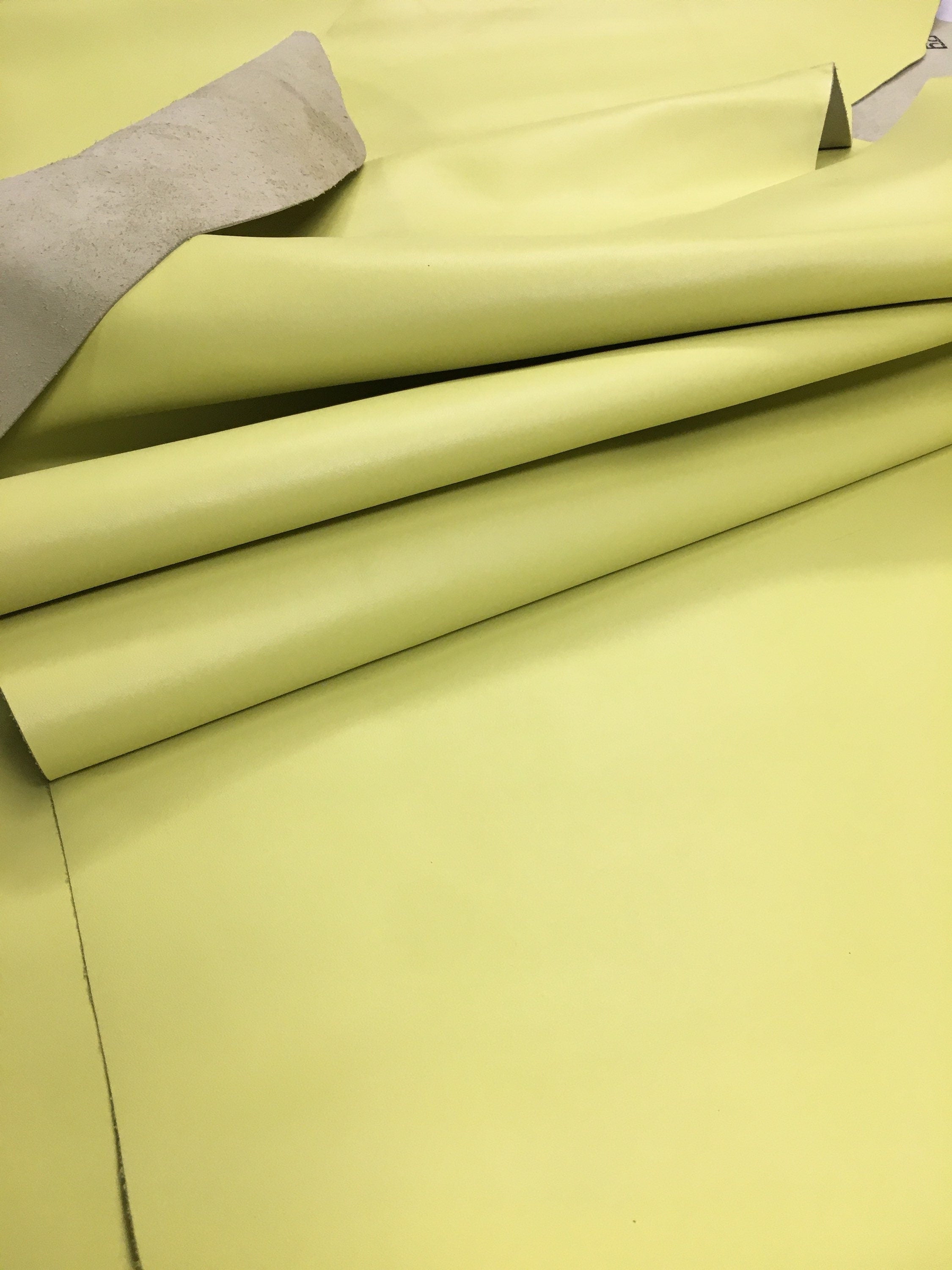 Lime Green 100% real leather | 1.1 mm | 3 OZ | Natural genuine cow leather hides sides | Precut sheets panels