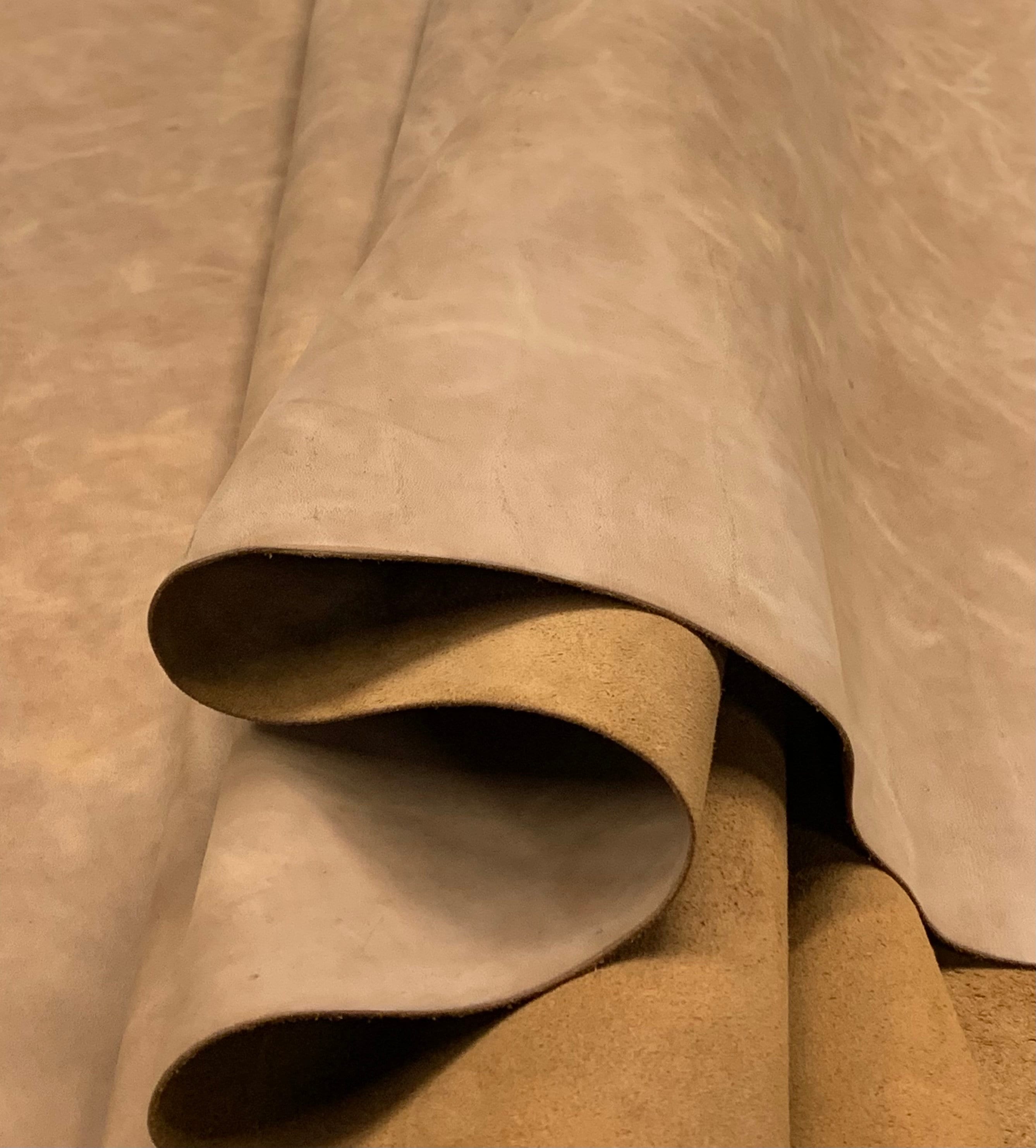 Light brown pull up crazy horse leather | 1.5mm 3.5oz thick | waxy oily finishing distressed color | semi vegetable tanned