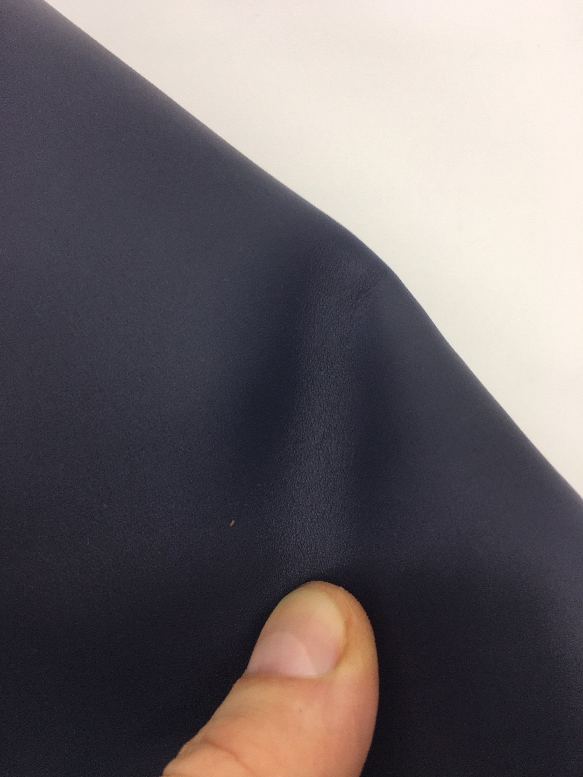 Natural cow leather leather | 5-6 oz | 2.0-2.2 mm | Dark Navy blue |Buffallo Bizon Bull | Real animal hides sides precut sheets panels