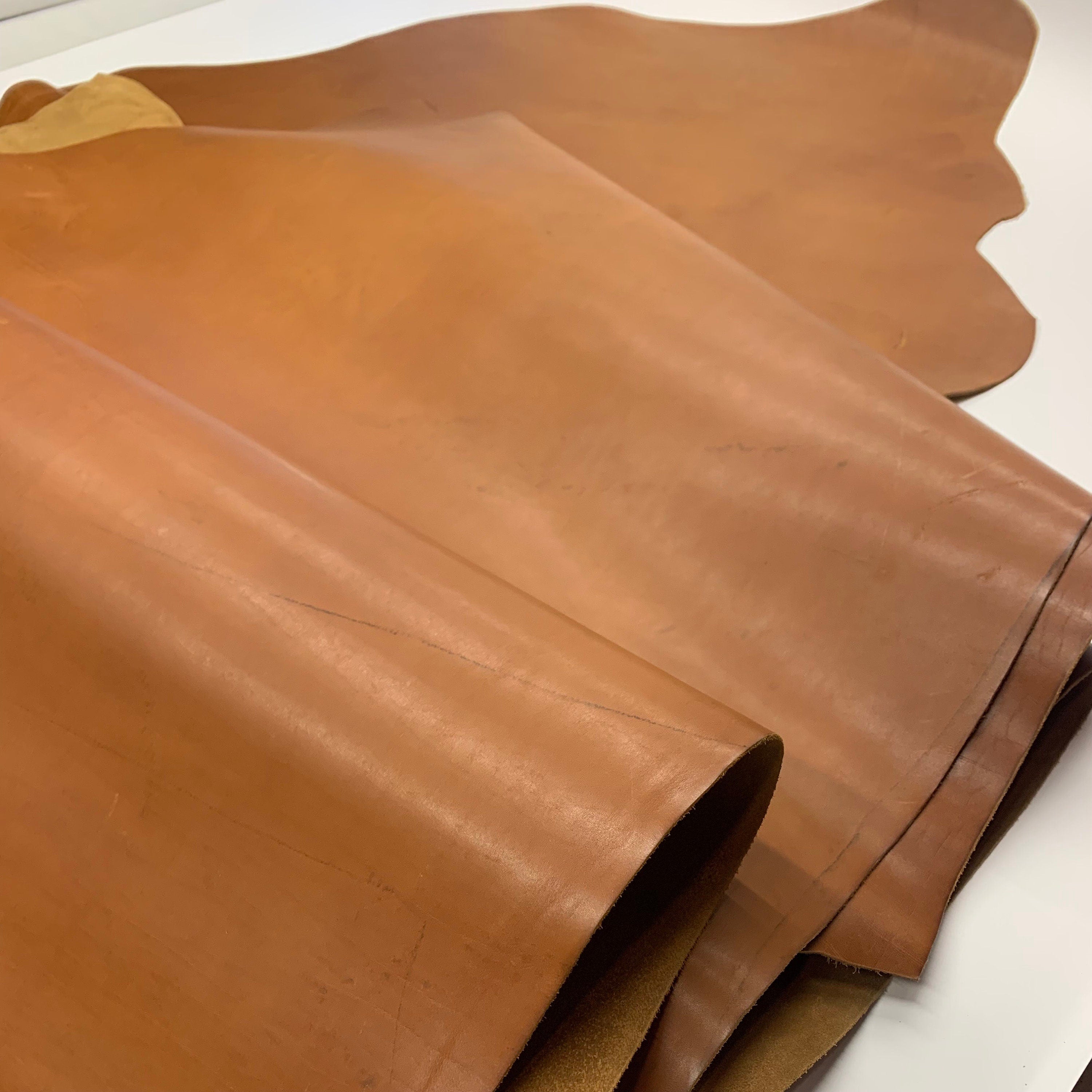 Brown Tan Cognac Real Leather Veg Tan  | 2 mm  4-5OZ | SOFT|  For bags, boots, upholstery, italian