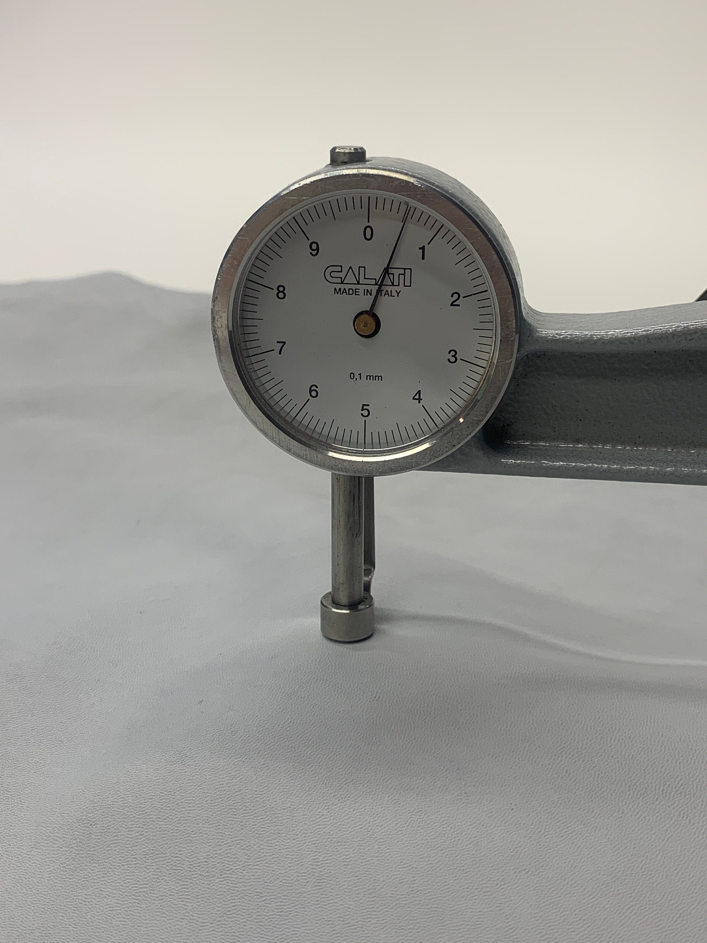 Thin gray leather | nubuck | 0.4-0.5 mm 1oz | off white  | sheep hides skins | For lining bookbinding distressed
