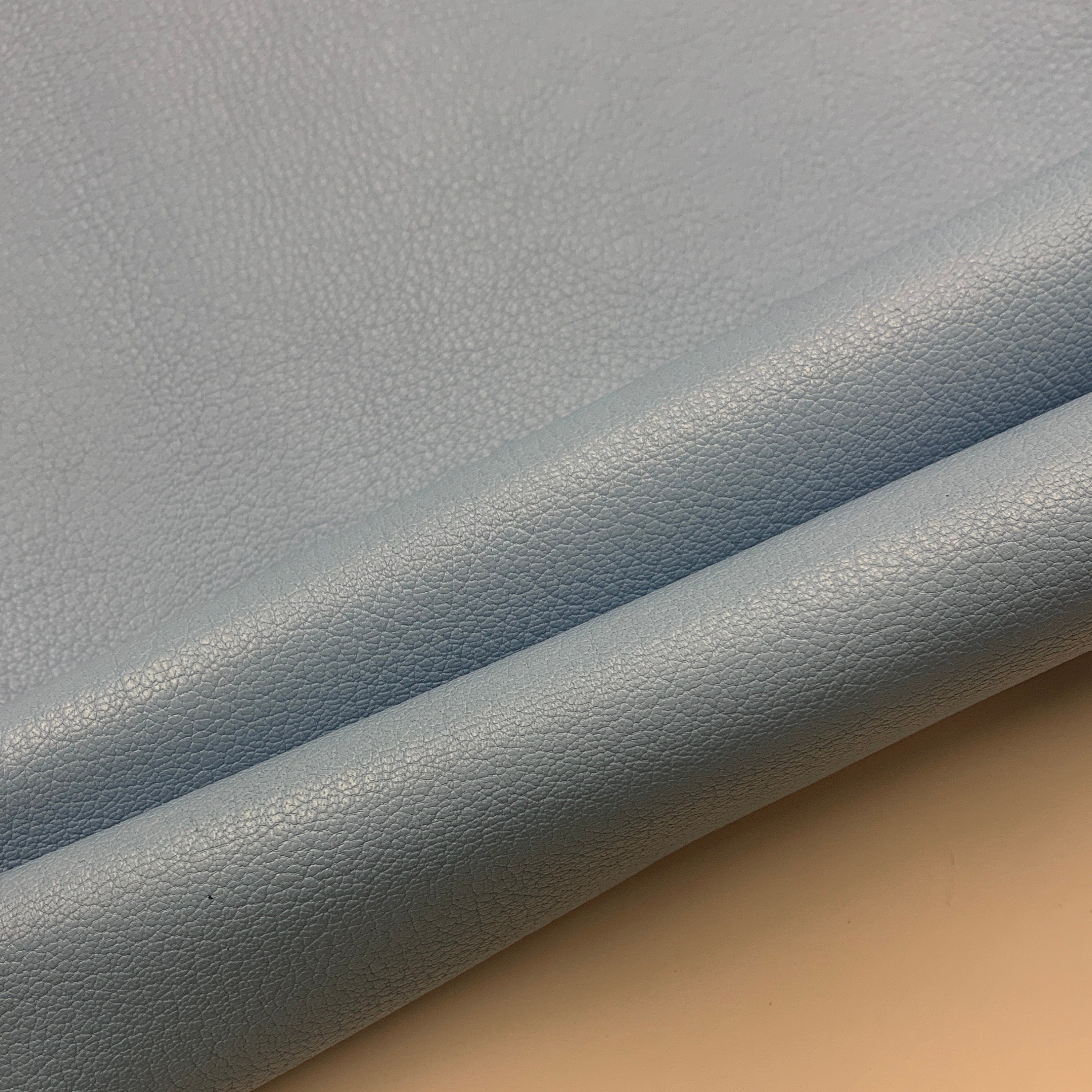 Light blue leather textured goat hide | 1.5 mm 3-4oz | soft, matt | baby blue | for bags, wallets, crafts