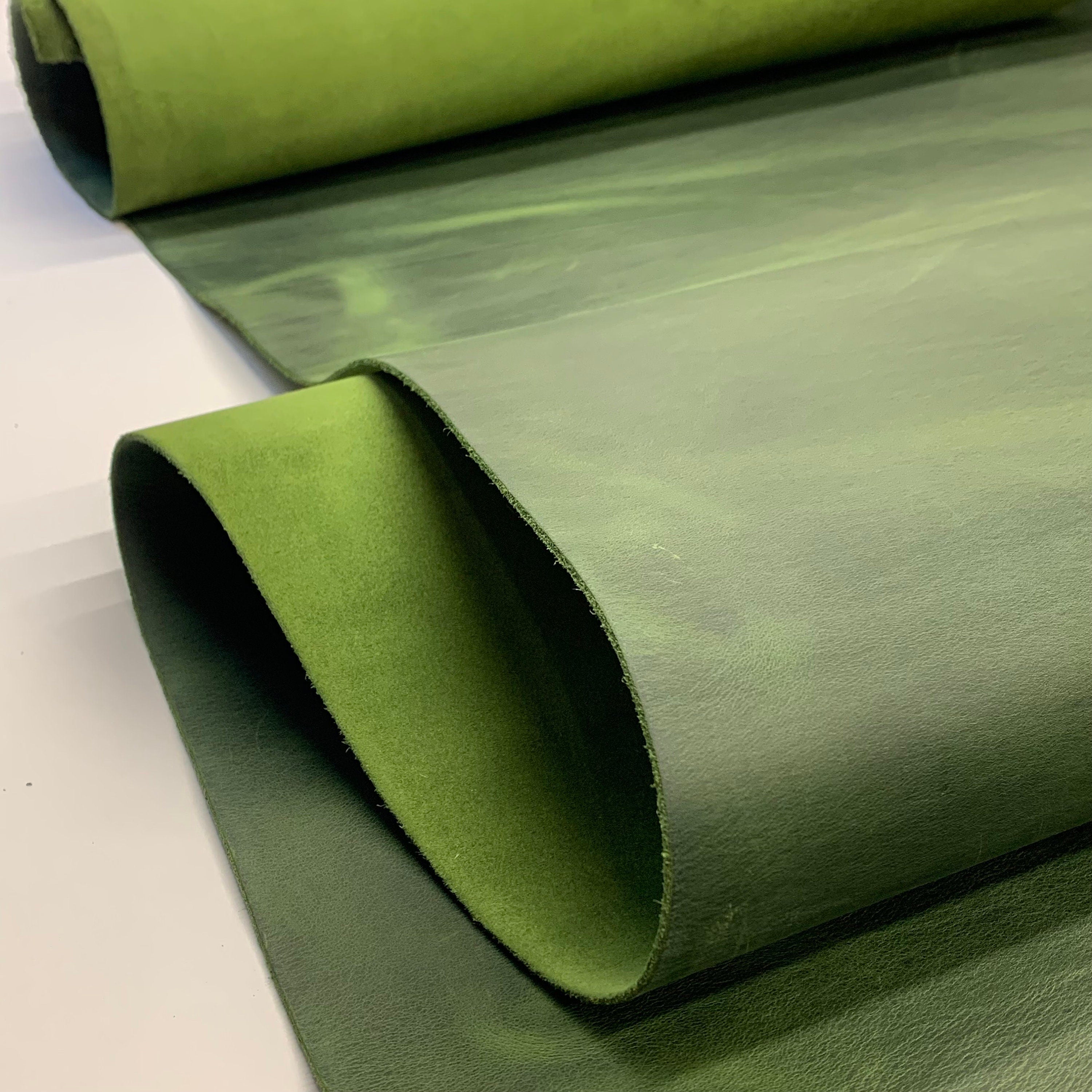 Green pull up real leather | 2mm 5oz |  crazy horse waxy oily finishing