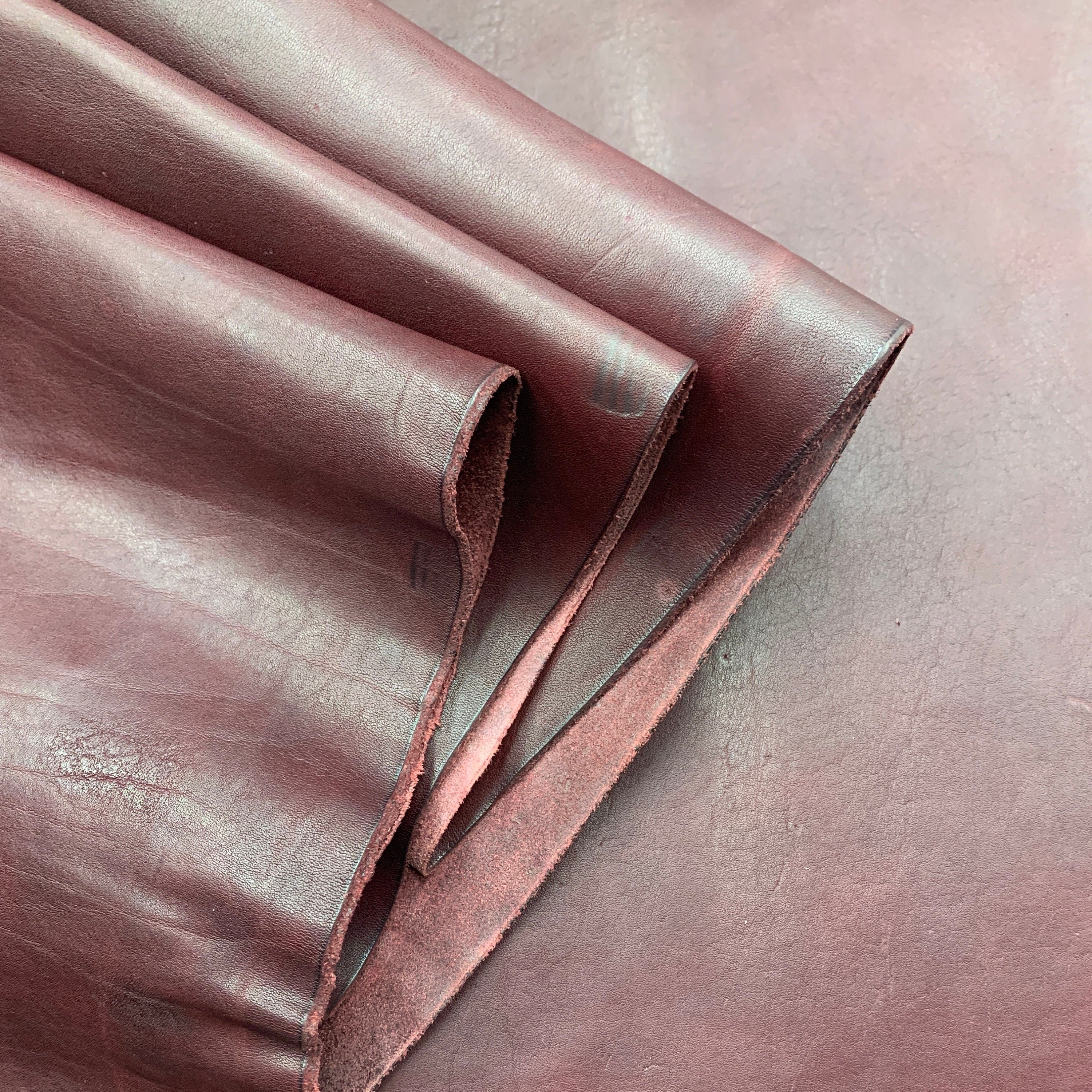 Burgundy Leather Vegetable tanned Italian | soft natural | 1.5 mm 4oz | Distressed sheets panels for bags shoes crafts