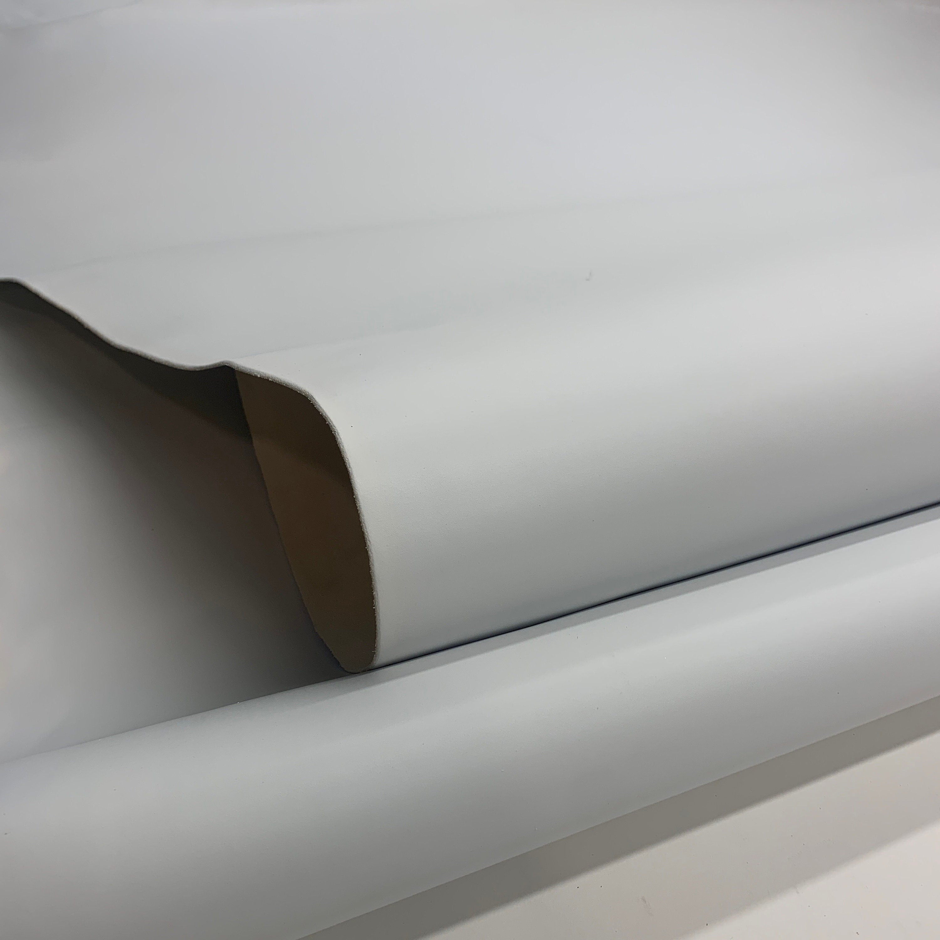 White Leather Vegetable tanned |  1.5 mm 4 OZ
